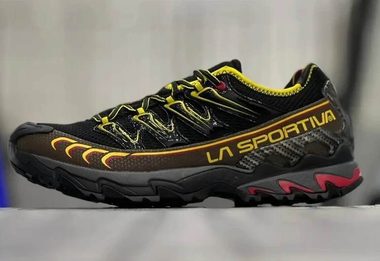 کتونی کوهنوردی ‌و طبیعت گردی لاسپورتیوا سایز ۴۰ تا ۴۵ La Sportiva Ultra Raptor II