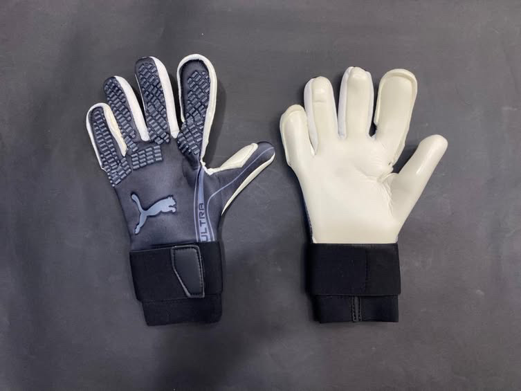 دستکش دروازه بانی پوما سایز ۷ تا ۱۱ Puma  gloves goalkeeper