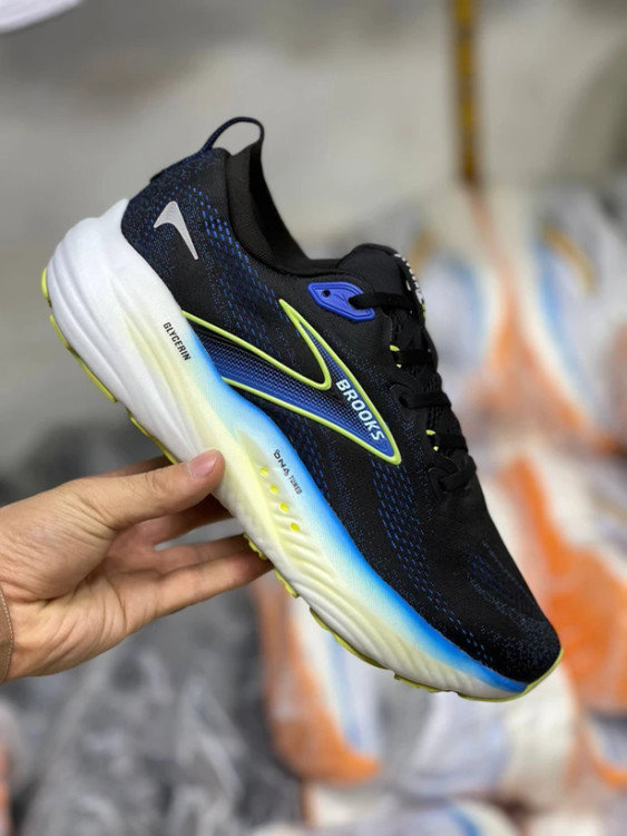 کتونی پیاده روی بروکس گلیسرین ۲۲ سایز ۴۰ تا ۴۵ Brooks Glycerin GTS 22