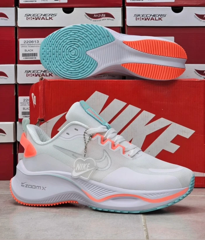 نایک زنانه زوم ایکس  سایز 37 تا 40 Nike Zoom x