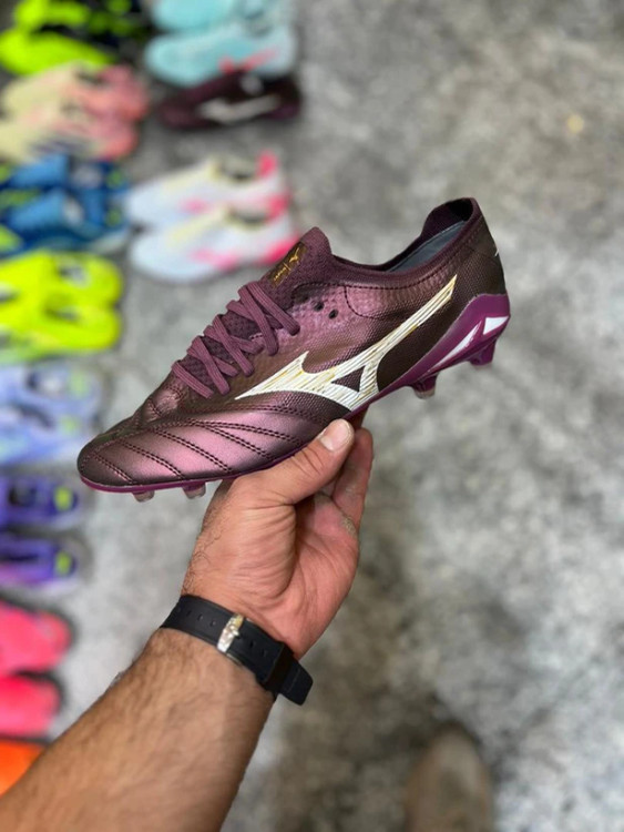 کتونی استوک دار فوتبال میزانو سایز 40 تا 45 MIZUNO