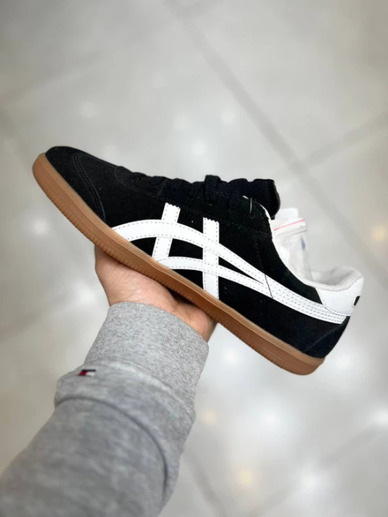 کتونی رانینگ اسیکس تایگر سایز 41 تا 45 مشکی ASICS TIGER