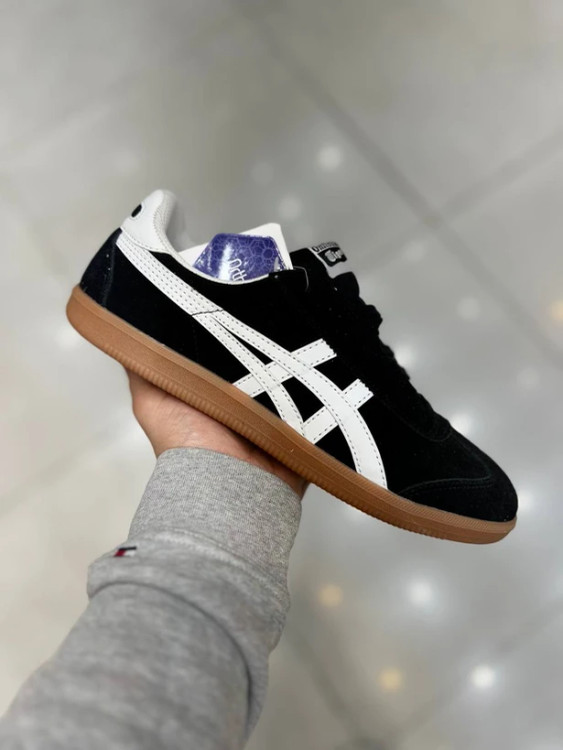 کتونی رانینگ اسیکس تایگر سایز 41 تا 45 مشکی ASICS TIGER