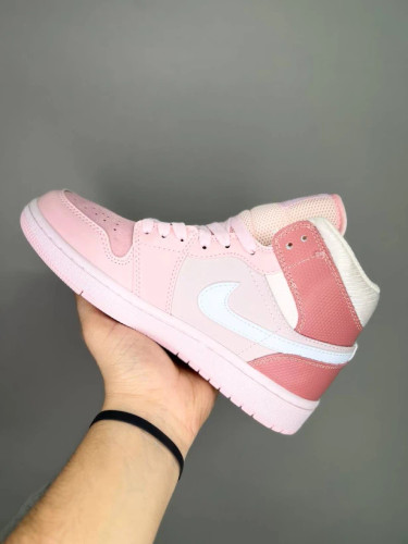 کتونی رانینگ نایک ایر جردن وان سایز 37 تا 40 NIKE AIR JORDAN 1 HIGH
