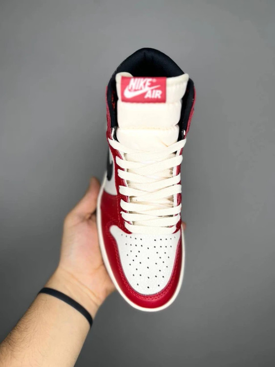 کتونی رانینگ نایک ایر جردن وان سایز 37 تا 45 NIKE AIR JORDAN 1 HIGH