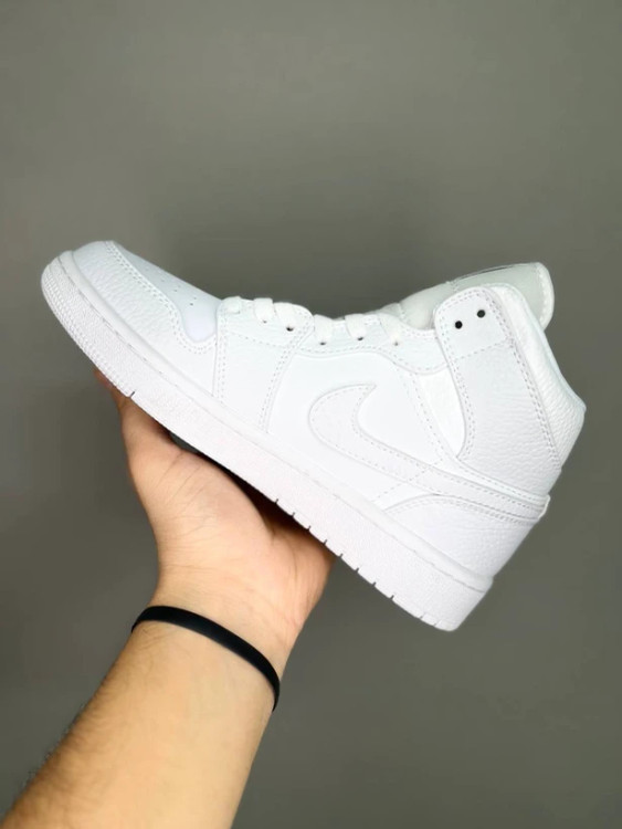 کتونی رانینگ نایک ایر جردن وان سایز 37 تا 45 NIKE AIR JORDAN 1 HIGH