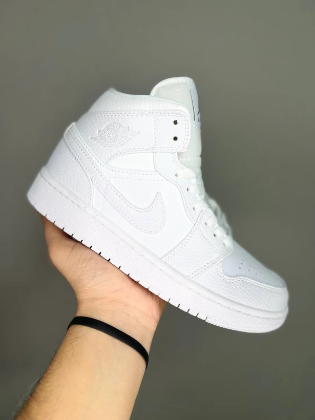 کتونی رانینگ نایک ایر جردن وان سایز 37 تا 45 NIKE AIR JORDAN 1 HIGH