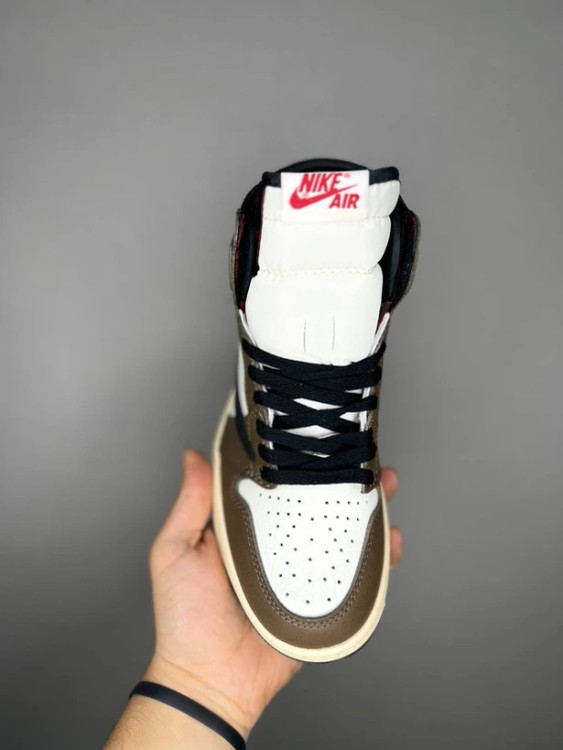 کتونی رانینگ نایک ایر جردن وان سایز 37 تا 45 NIKE AIR JORDAN 1 HIGH