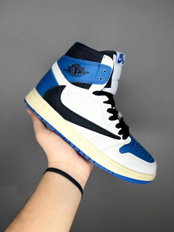 کتونی رانینگ نایک ایر جردن وان سایز 37 تا 45 NIKE AIR JORDAN 1 HIGH