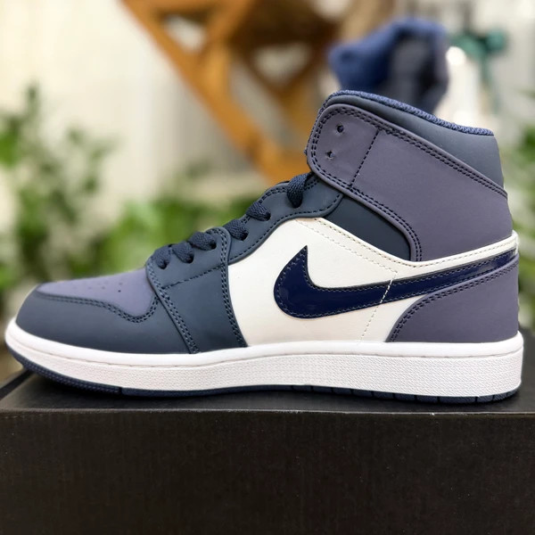 کتونی اسپرت نایک ایر جردن وان لو سرمه ای سفید بنفش سایز ۴۰ تا ۴۵ Nike Air Jordan 1 low SE