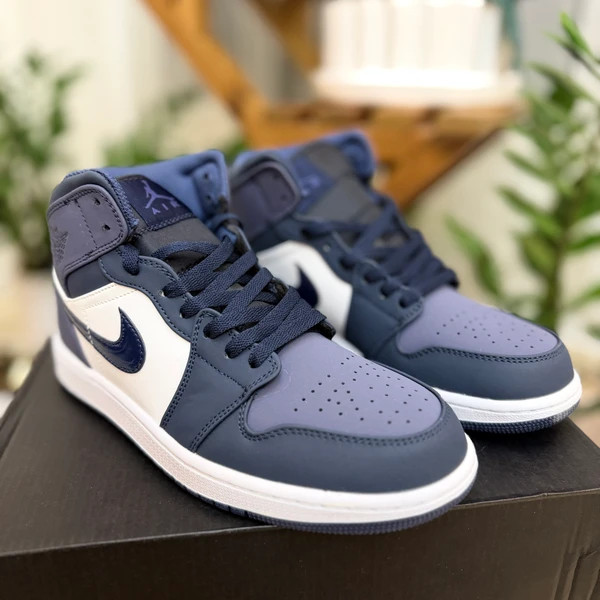 کتونی اسپرت نایک ایر جردن وان لو سرمه ای سفید بنفش سایز ۴۰ تا ۴۵ Nike Air Jordan 1 low SE