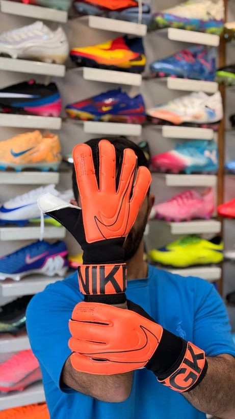 دستکش گلری (دروازه بانی) نایک نارنجی مشکی سایز ۷ تا ۱۰ Nike