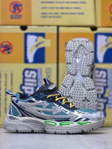 کتونی رانینگ لوکس آف وایت طوسی سبز آبی سایز 40 تا 45 Off White Shoes