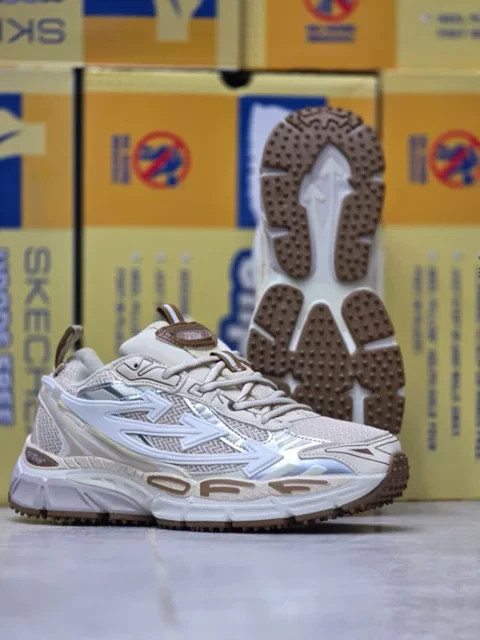 کتونی رانینگ لوکس آف کرم بژ سایز 40 تا 45 Off White Shoes