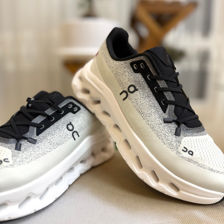 کتونی پیاده روی آن رانینگ کلود تیت سایز ۳۷ تا ۴۱On running Cloudtit