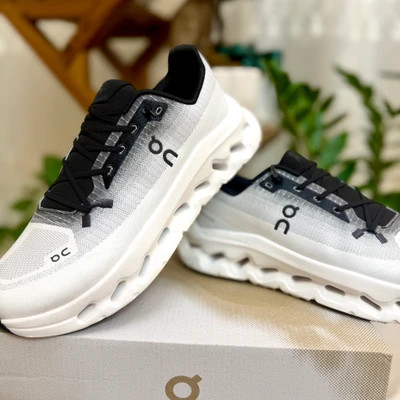 کتونی آن رانینگ کلود تیت سفید مشکی سایز 37 تا 45 ON RUNNING CLOUDTIT