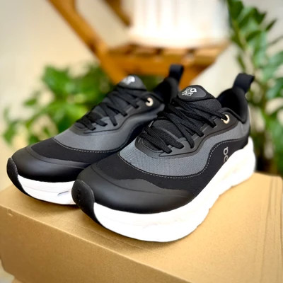کتونی آن رانینگ لوئوه کلود تیت مشکی سایز 37 تا 45 ON RUNNING CLOUDTIT