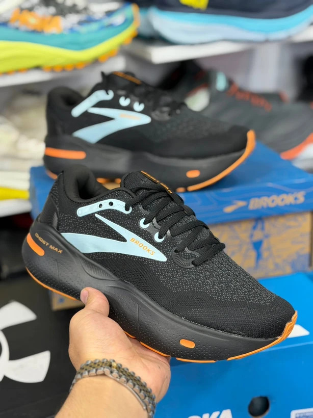 کتونی رانینگ بروکس گاست مکس سایز 36 تا 45 مشکی آبی نارنجی BROOKS GHOST MAX