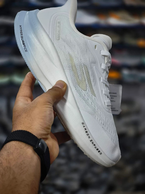 کتونی اسکیچرز هایپربرست کربن سایز 37 تا 40 Skechers Hyper Burst Carbon