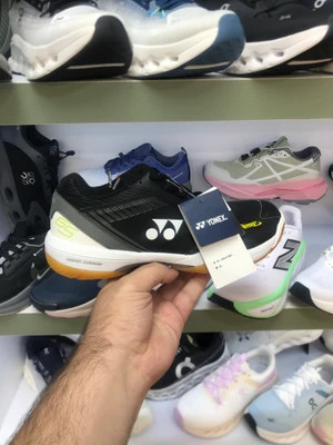 کتونی بدمینتون یونکس سایز 41 تا 45 YONEX BADMINTON